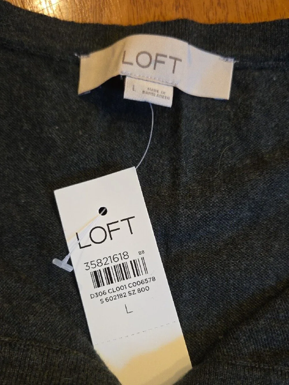 NWT LOFT Women's Charcoal Gray Button-Front Cardigan - Size LARGE - Picture 2 of 6